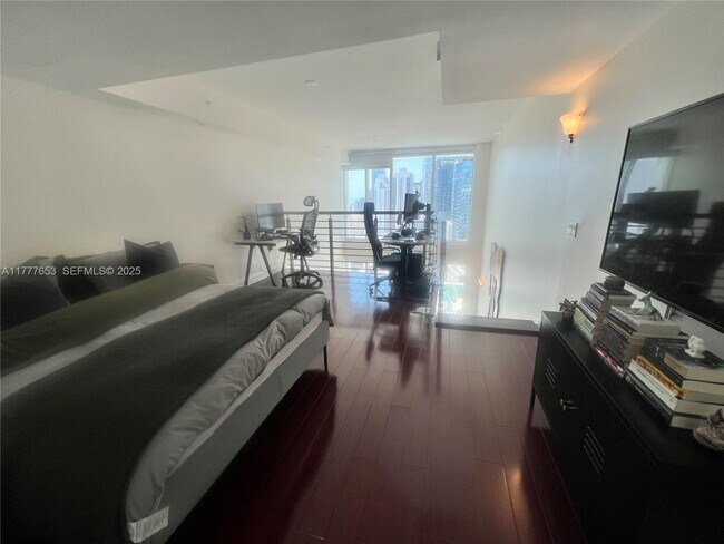 Building Photo - 41 SE 5th St