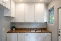 Building Photo - 22 Burgess Ct