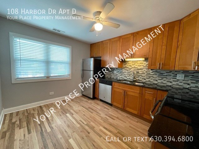 Building Photo - 108 Harbor Dr