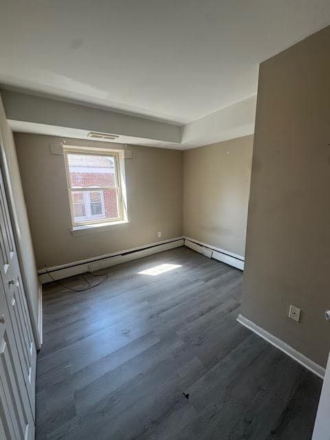 Building Photo - 318 N Royal Ave