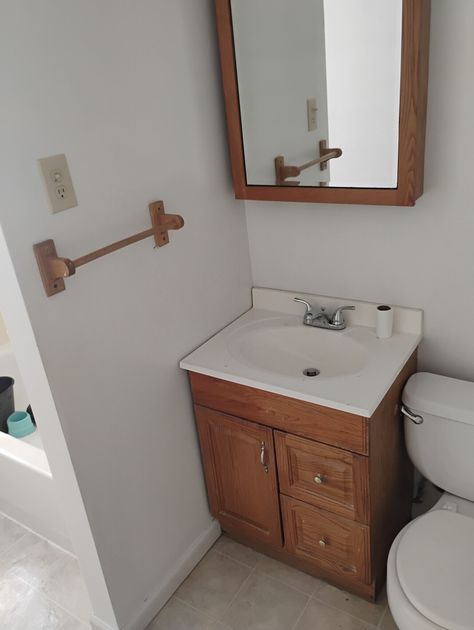 Building Photo - 701 Orchard St