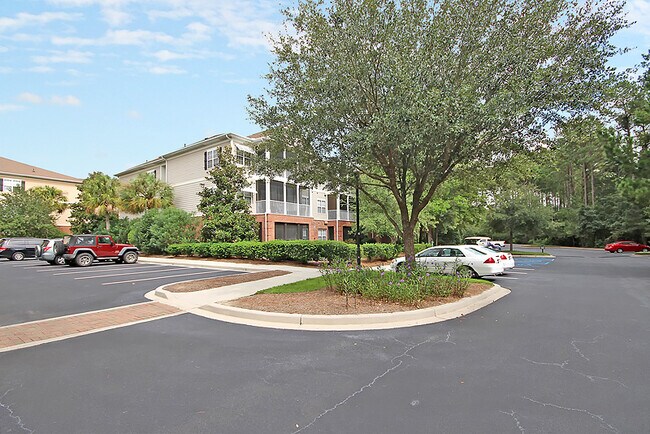 Building Photo - 1817 Basildon Rd