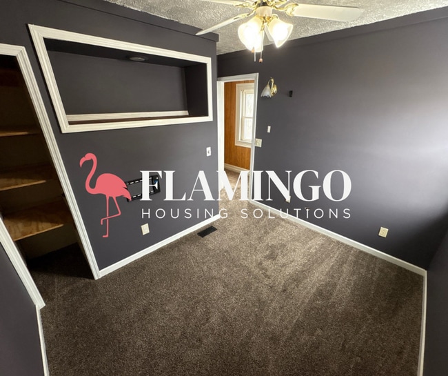 Building Photo - 214 W Main St