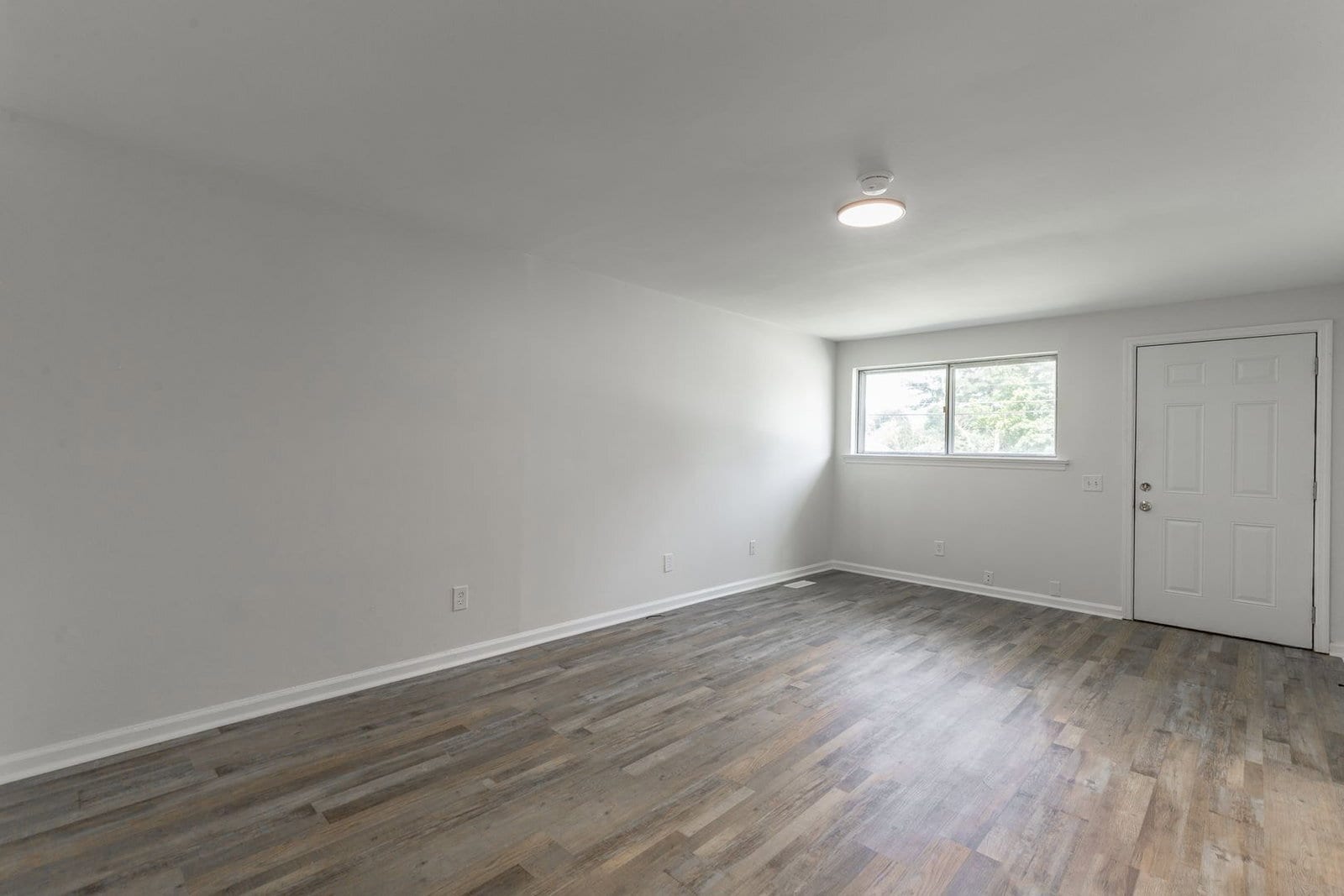 Building Photo - 2171 Dugan St