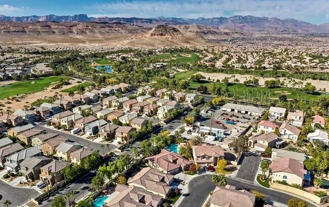 Building Photo - Perfect family home in Rhodes Ranch guard ...
