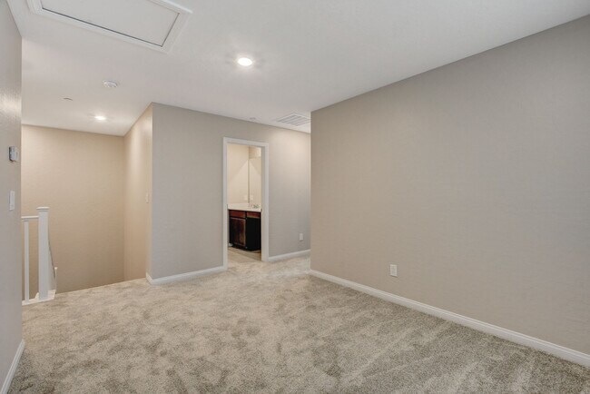 Building Photo - 11553 Alpine Cove Ave