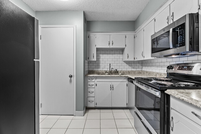 Interior Photo - Strasbourg Apartments