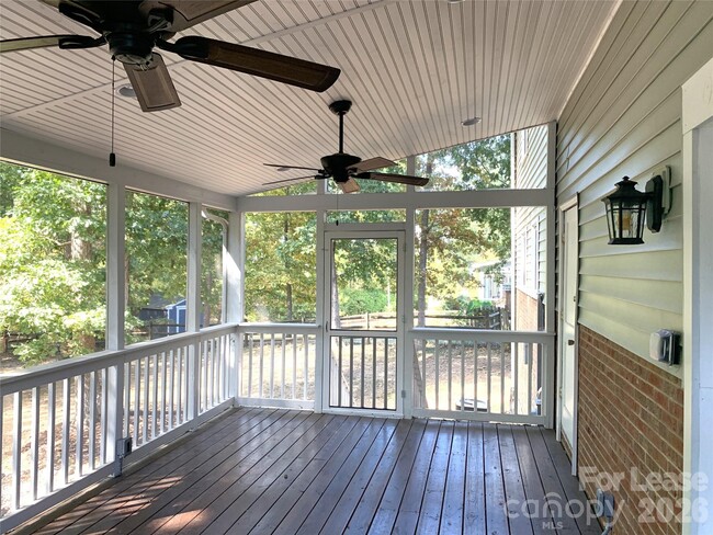Building Photo - 1114 Glenshannon Rd