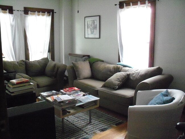 Living Room - 2507 Nicollet Ave