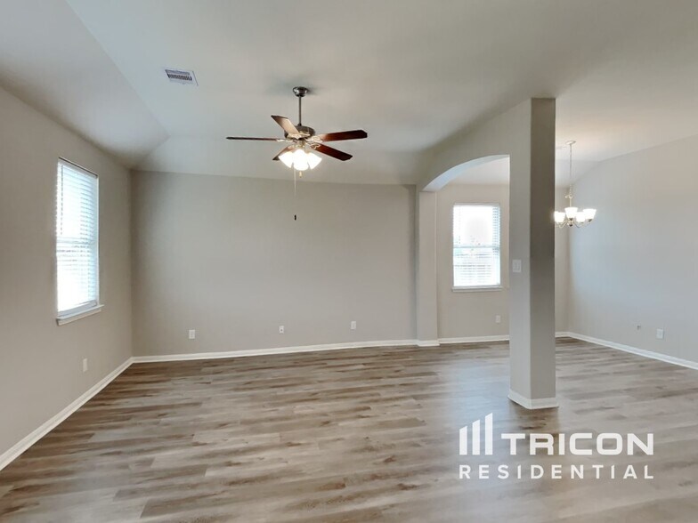 Building Photo - 3623 Karissa Rd