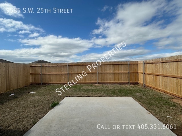 Building Photo - 9585 SW 25th St