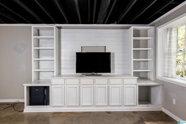 Building Photo - 2105 Arrow Leaf Dr