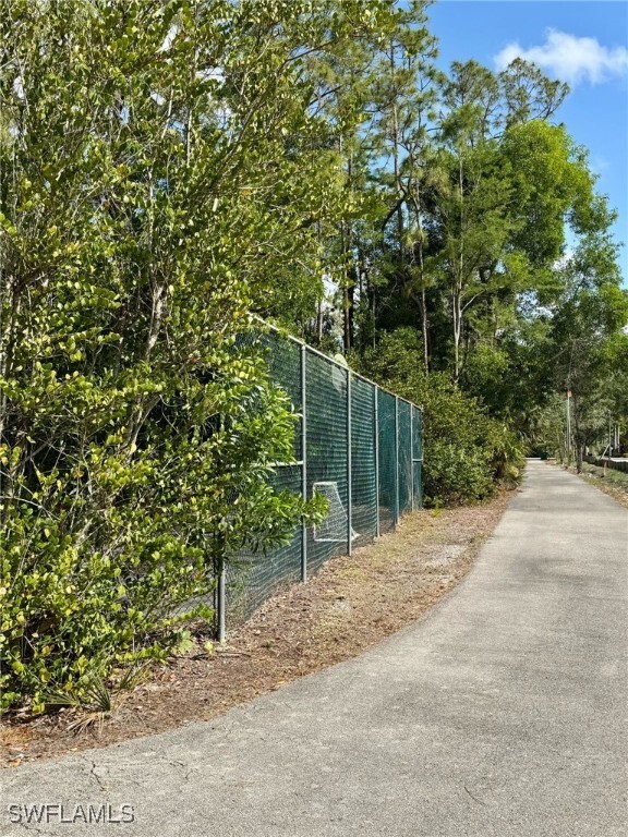 Building Photo - 6560 Sandalwood Ln