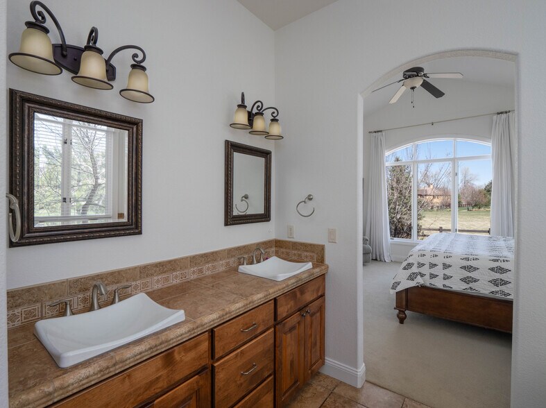 Building Photo - 972 Hawkshead St