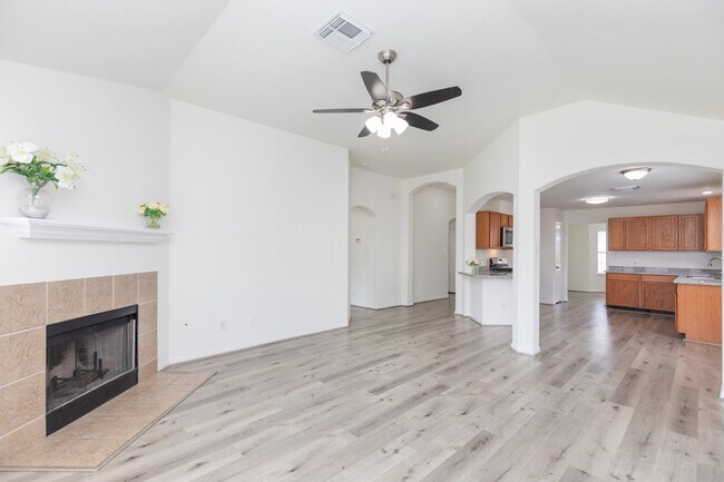 Building Photo - 16307 Goanna Ct