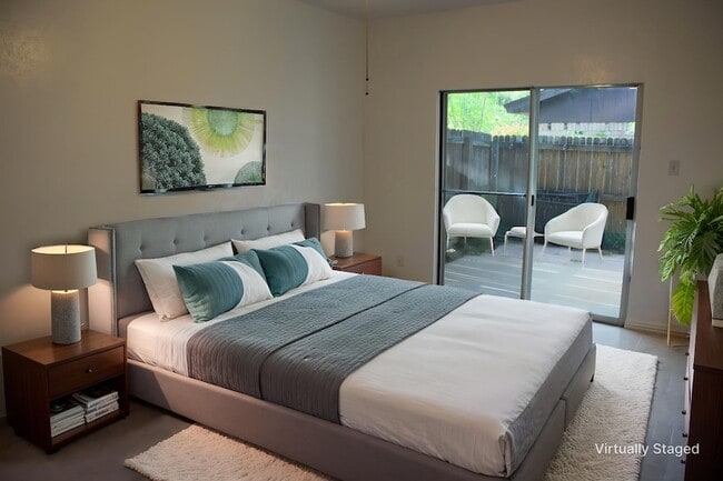 Building Photo - 4208 Blossom Trail