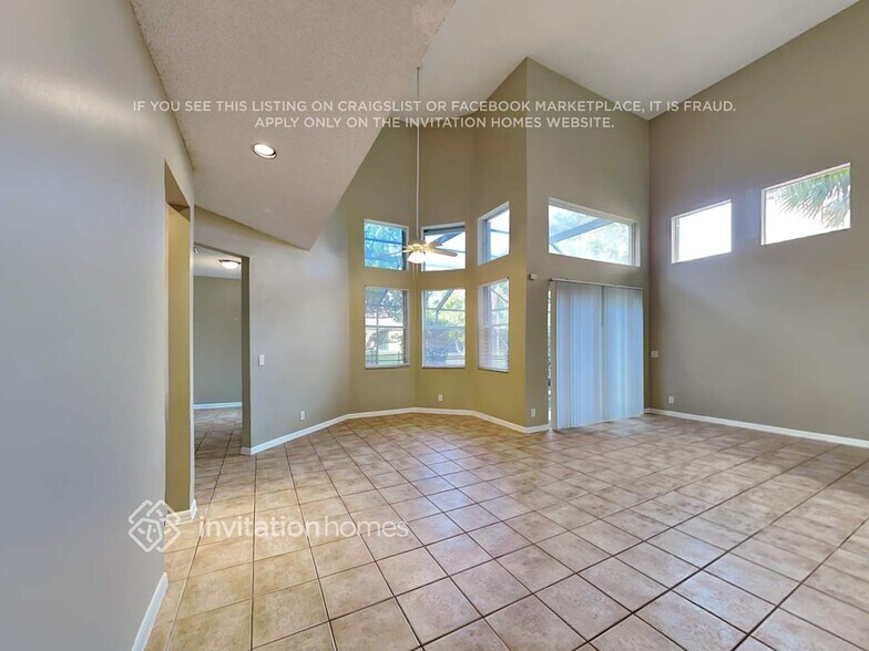 Building Photo - 6111 NW 58th Way