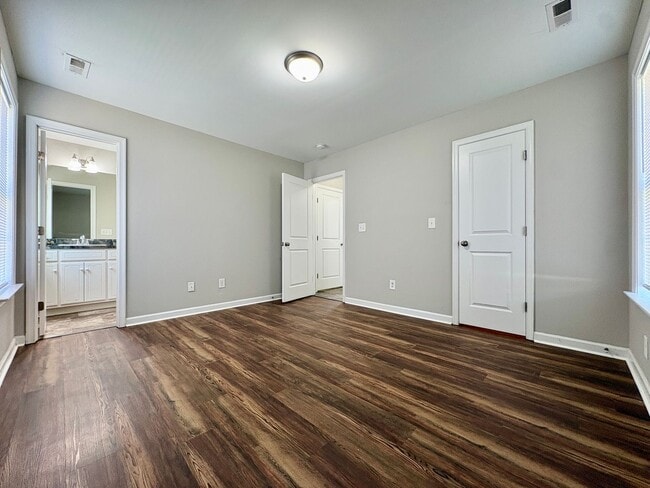 Building Photo - One Story 3 Bedroom 2 Bath Brand New