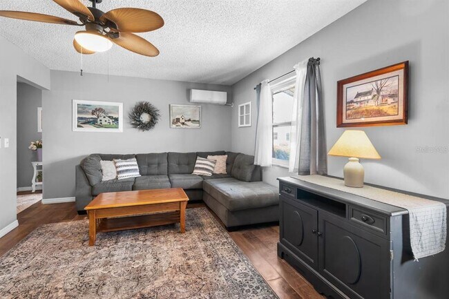 Building Photo - 706 W Brockton Pl