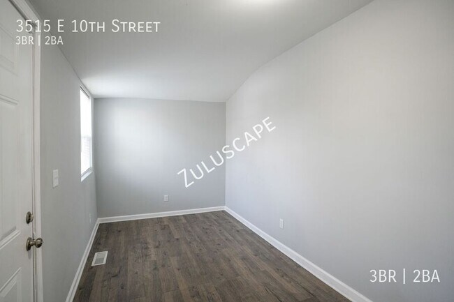 Building Photo - 3515 E 10th St