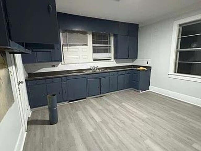 Building Photo - Renovated 3BR Home with Modern Floors & Fresh Interiors