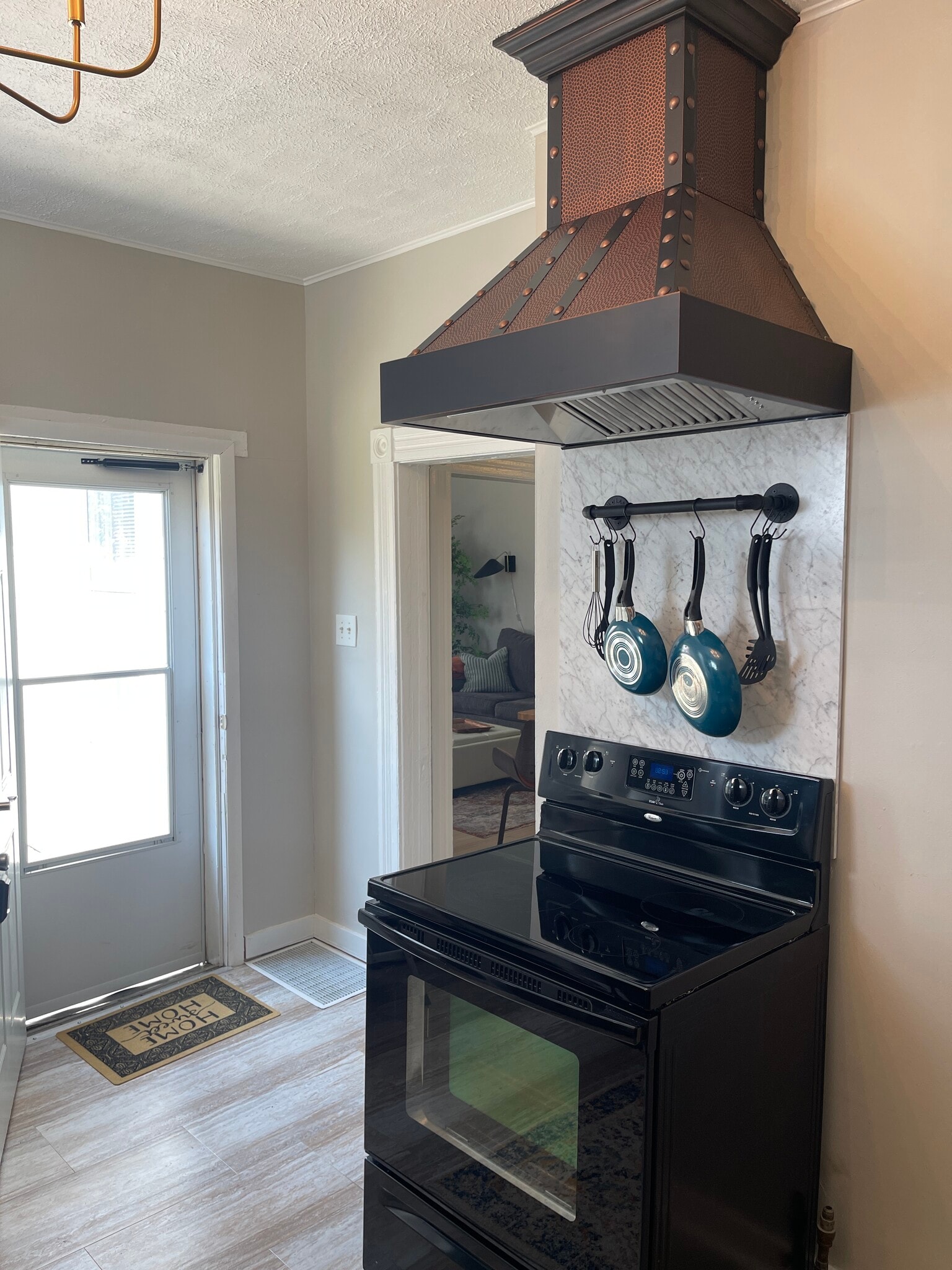 Building Photo - 1737-1/2 S 10th St