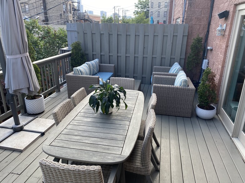 Deck Off Kitchen - 1336 W Fillmore St