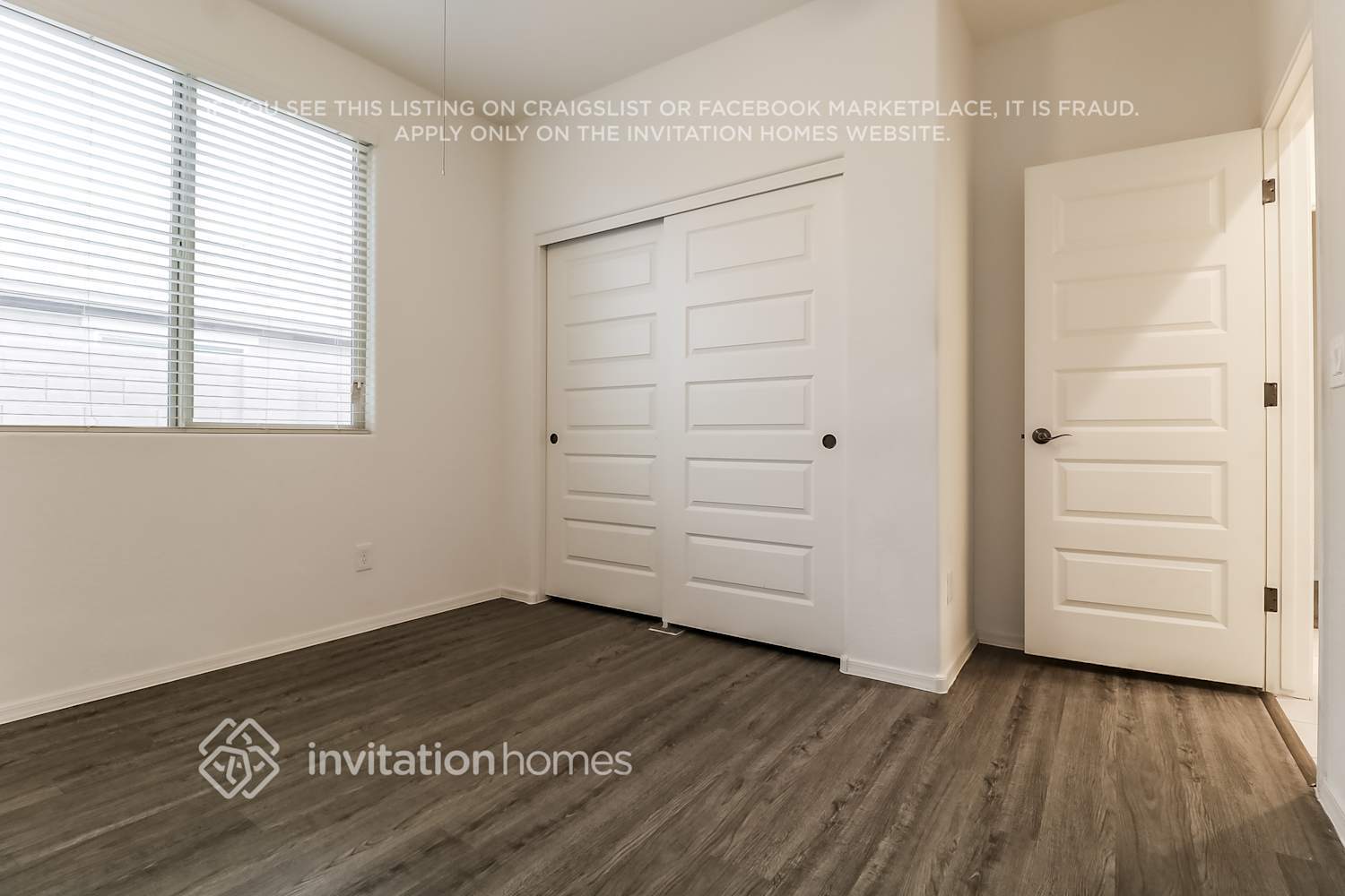 Building Photo - 18377 W Pueblo Ave