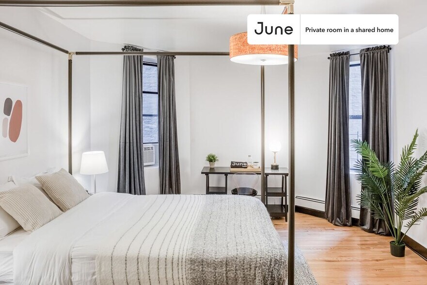 Primary Photo - Room in Shared 5 bed/1 bath home