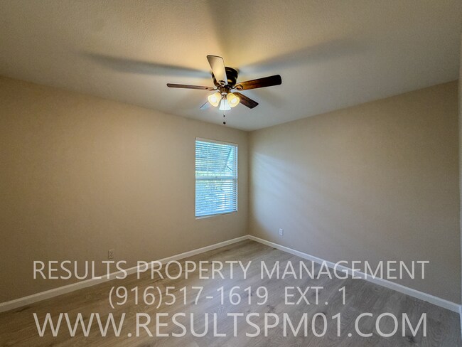 Building Photo - 1177 Impressionist Loop