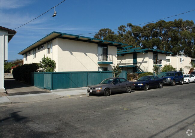 Building Photo - 6510 Sabado Tarde Rd