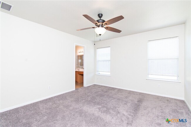 Building Photo - 505 E Orion Dr