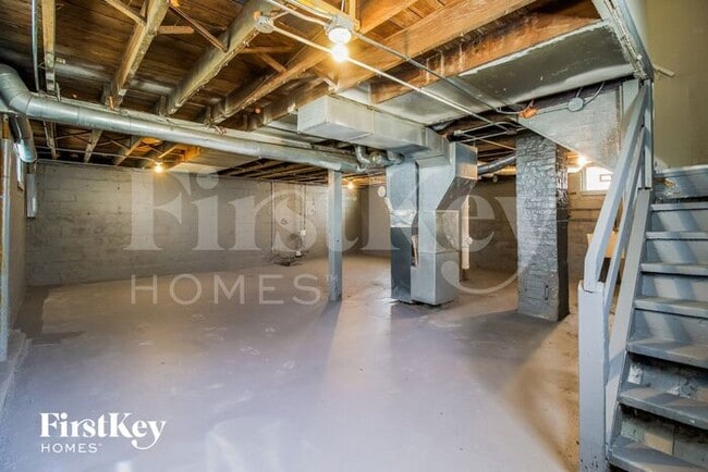 Building Photo - 907 Liberty St