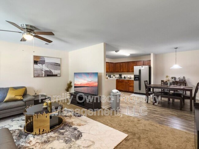 Building Photo - 204 Wildberry Ln