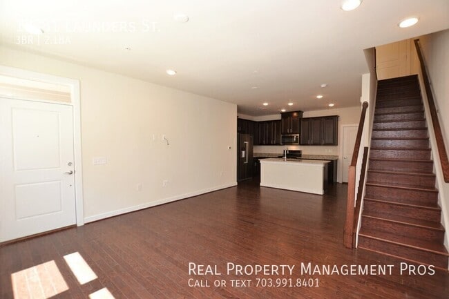 Building Photo - 13381 Launders St