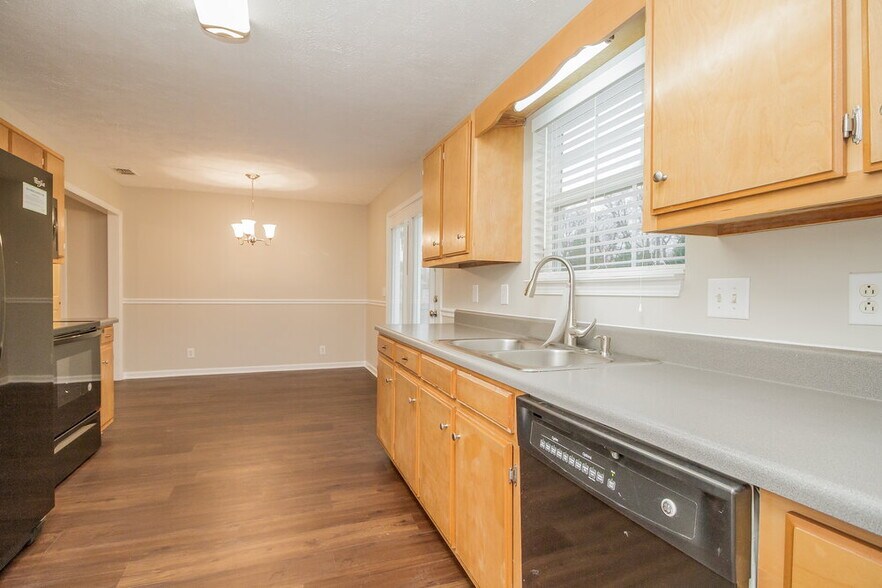 Building Photo - 1211 Azure Way