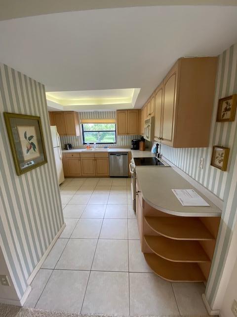 Building Photo - 1604 Clubhouse Cir