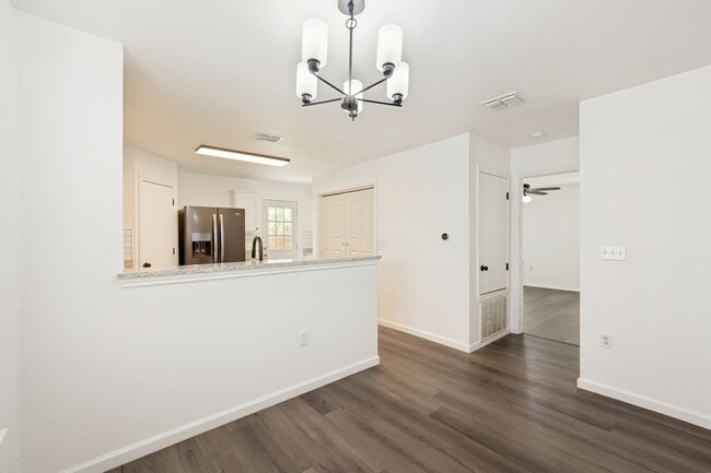 Building Photo - BEAUTIFUL 3-BEDROOM HOME NEAR LACKLAND AFB