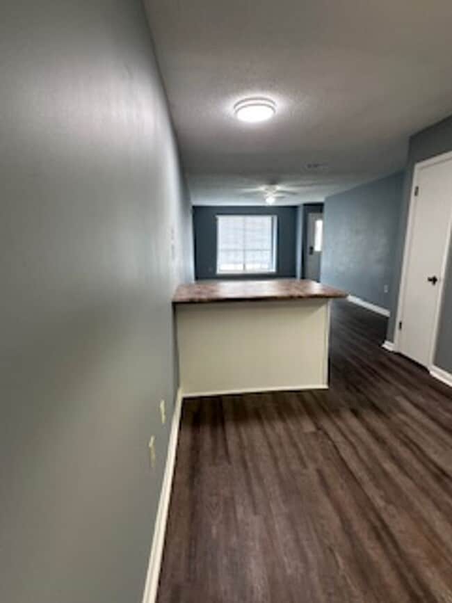 Building Photo - Lakeside Townhomes, Daleville Alabama