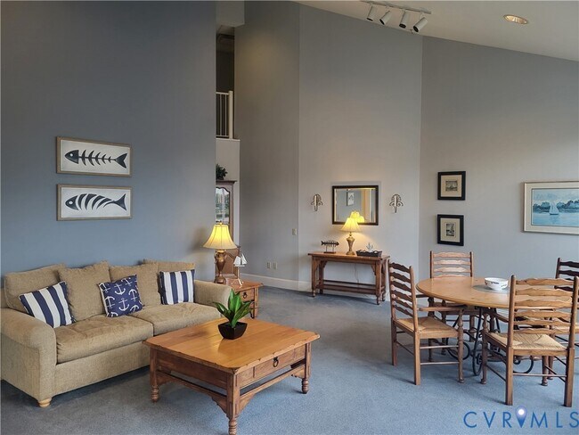 Building Photo - 301 Beacon Ridge Dr