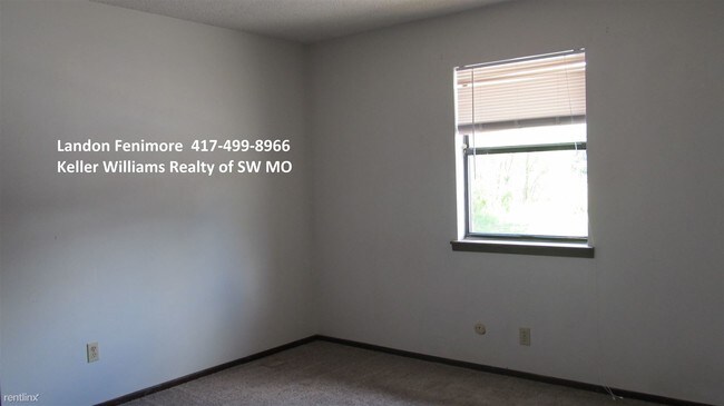 Building Photo - 115 S Turk Ave