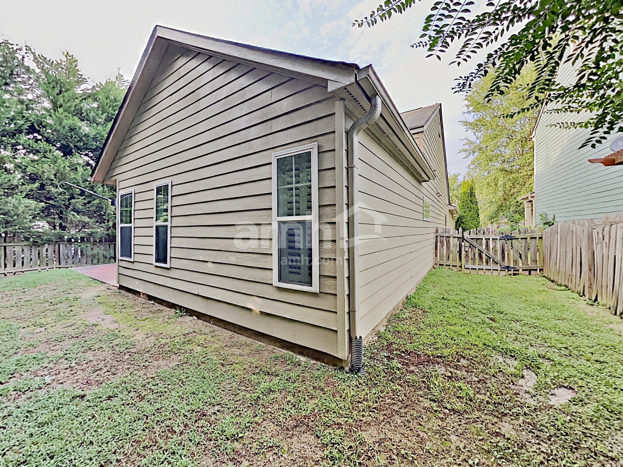Building Photo - 343 Downing Creek Trail