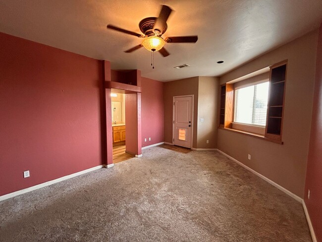 Building Photo - Nice house for rent in Farmersville