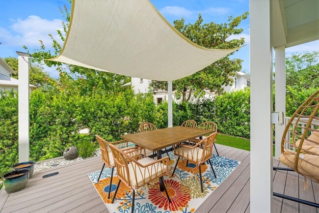 Building Photo - 6 Wilkes Rd