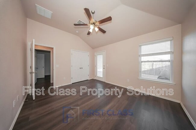 Building Photo - 2241 NW 198th St