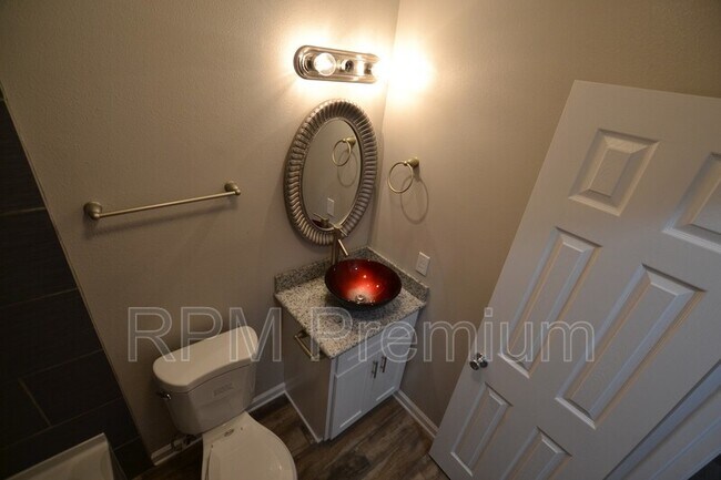 Building Photo - 5157 Cumberland Cove Dr