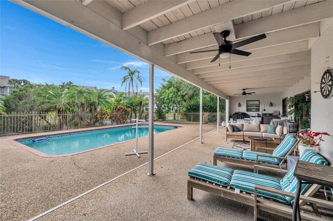 Building Photo - 11266 NW 10th Pl