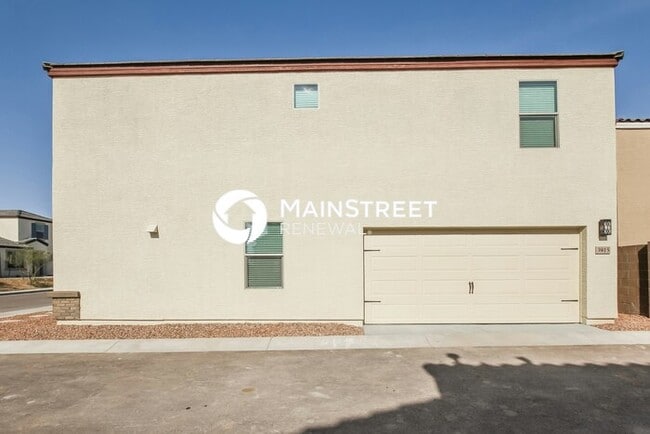 Building Photo - 4 Bedroom Pet-Friendly Home in Phoenix, AZ with Main Street Renewal