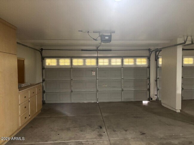 Building Photo - 12740 N 58th Dr