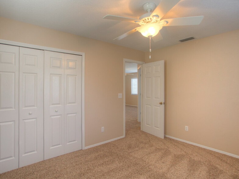 Building Photo - 4033 Banbury Cir